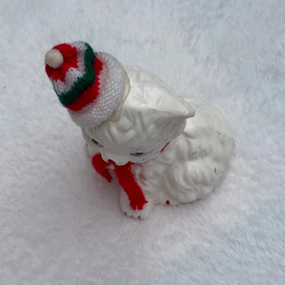 Vintage Ceramic Kitten‎ Figurine Christmas Decor Hat Scarf Holiday Cute
